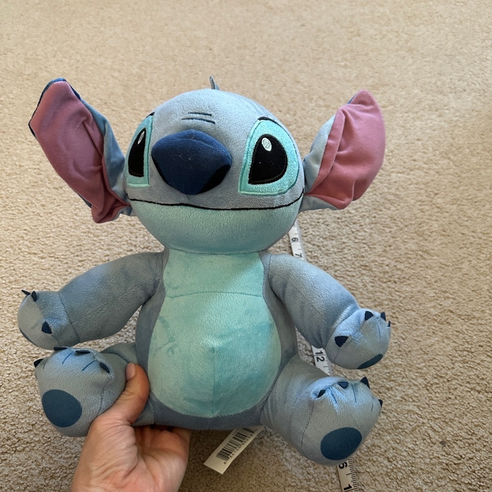 Stitch - Picture 2 of 4